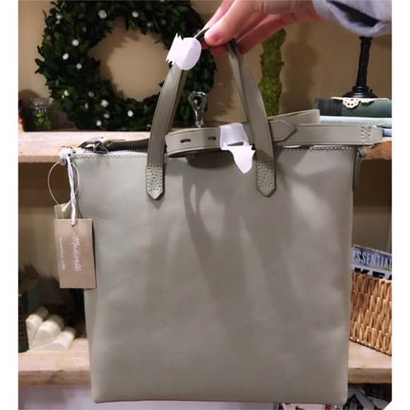 Madewell | Zip Top Leather Crossbody. NWT. - Picture 3 of 3